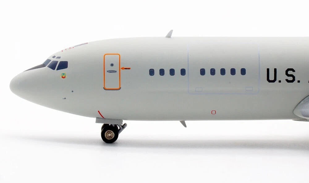 INFLIGHT 200 BOEING TC-18E (707-331C) US AIR FORCE REG: 81-0893
