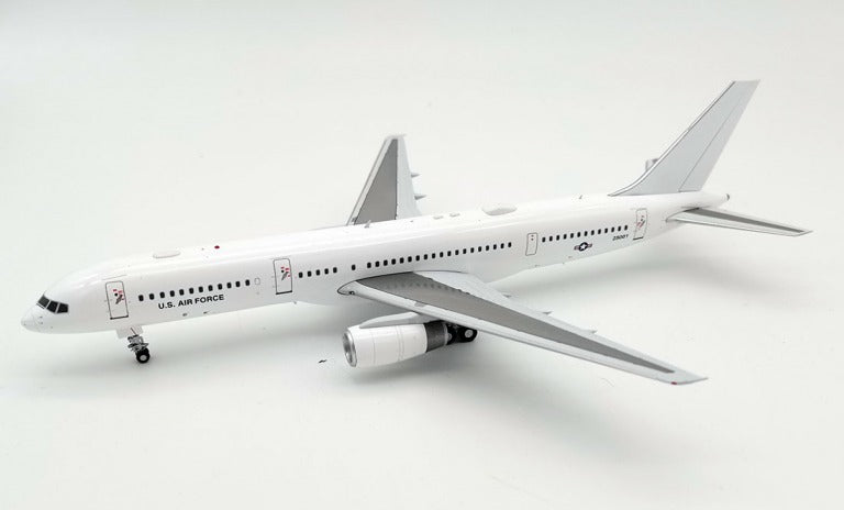 INFLIGHT 200 USAAF BC-32B (757-23A) 02-5001