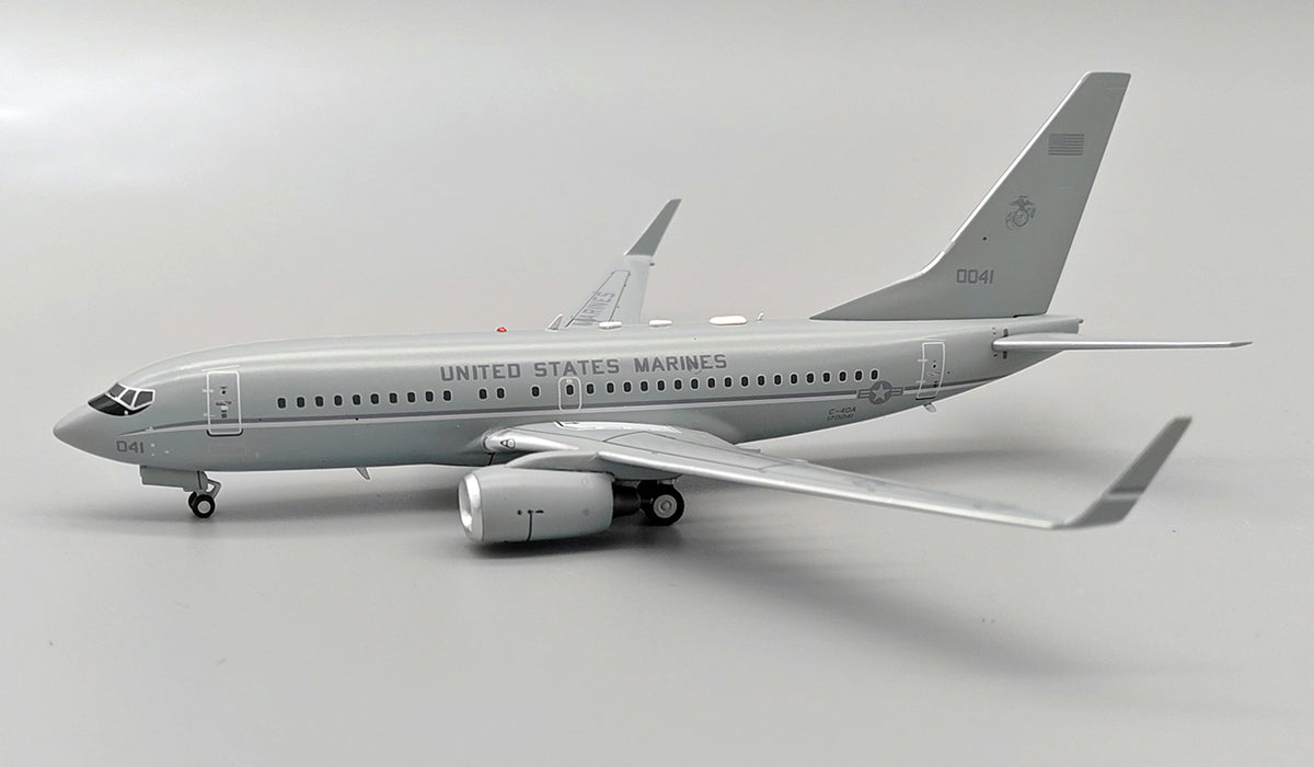 INFLIGHT 200 B737-7AFC C-40A UNITED STATES MARINES REG: 170041
