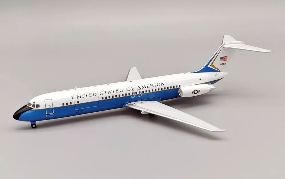 INFLIGHT 200 (DC-9-32CF) USA AIR FORCE C-9A NIGHTINGALE REG: 71-0876