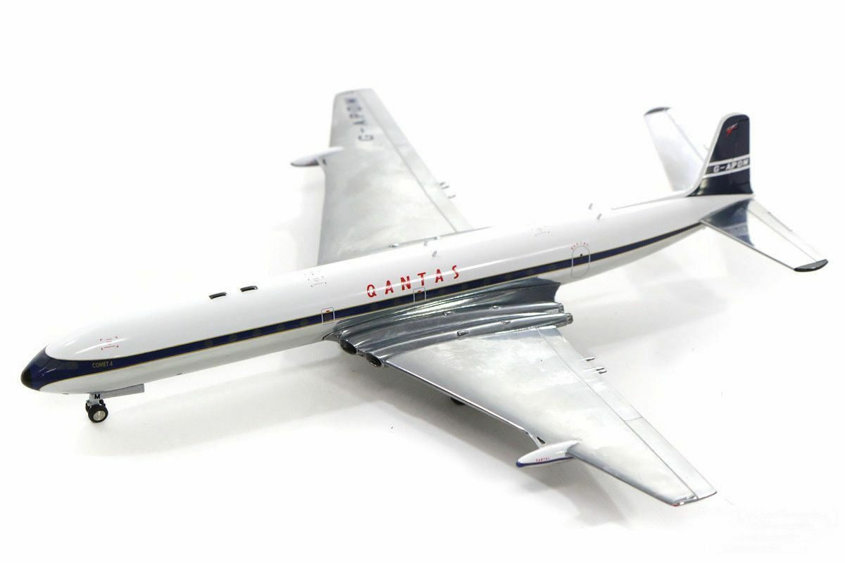 INFLIGHT 200 COMET 4 QANTAS REG: G-APDM