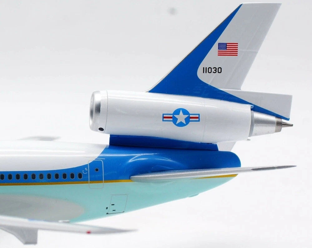 INFLIGHT 200 DC-10 C-10 USAF REG: 11030 + COLLECTORS COIN