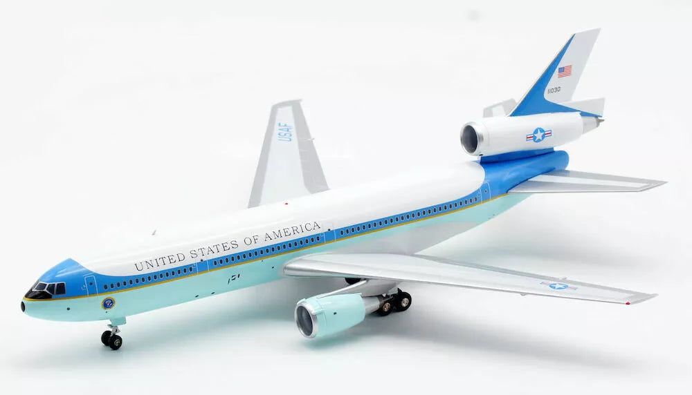 INFLIGHT 200 DC-10 C-10 USAF REG: 11030 + COLLECTORS COIN