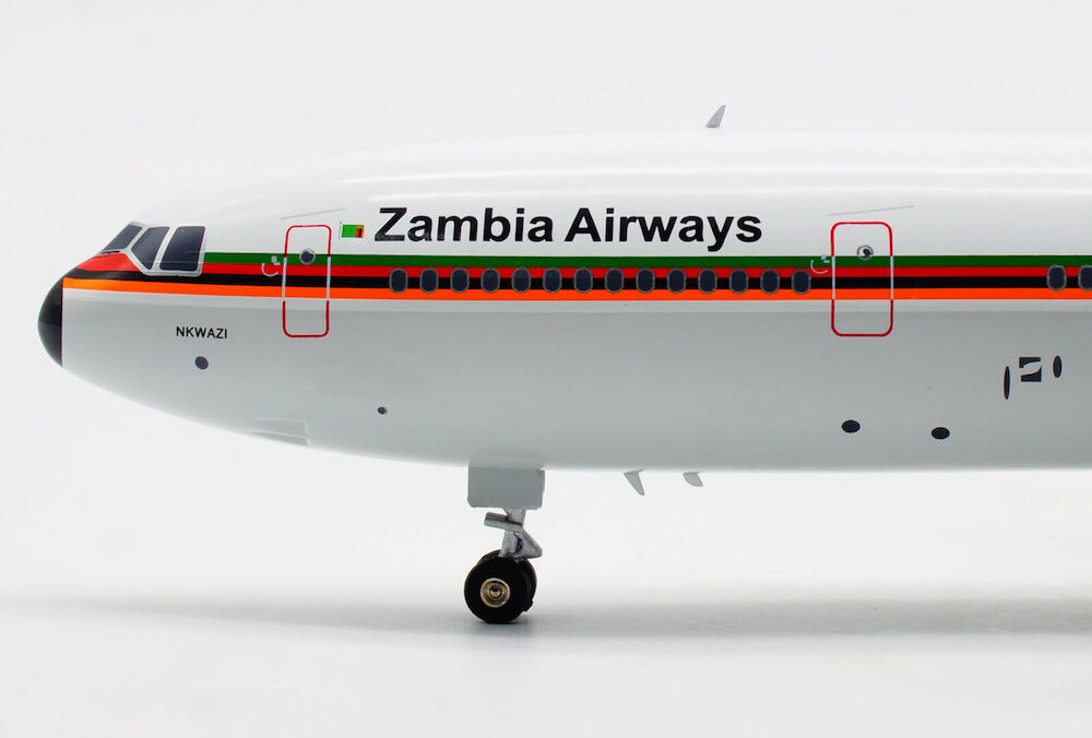 INFLIGHT 200 DC-10-30 ZAMBIA AIRWAYS REG: N3016Z