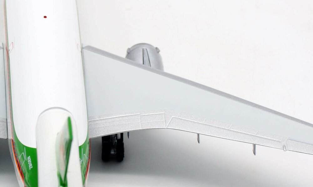 INFLIGHT 200 DC-10-30 ZAMBIA AIRWAYS REG: N3016Z