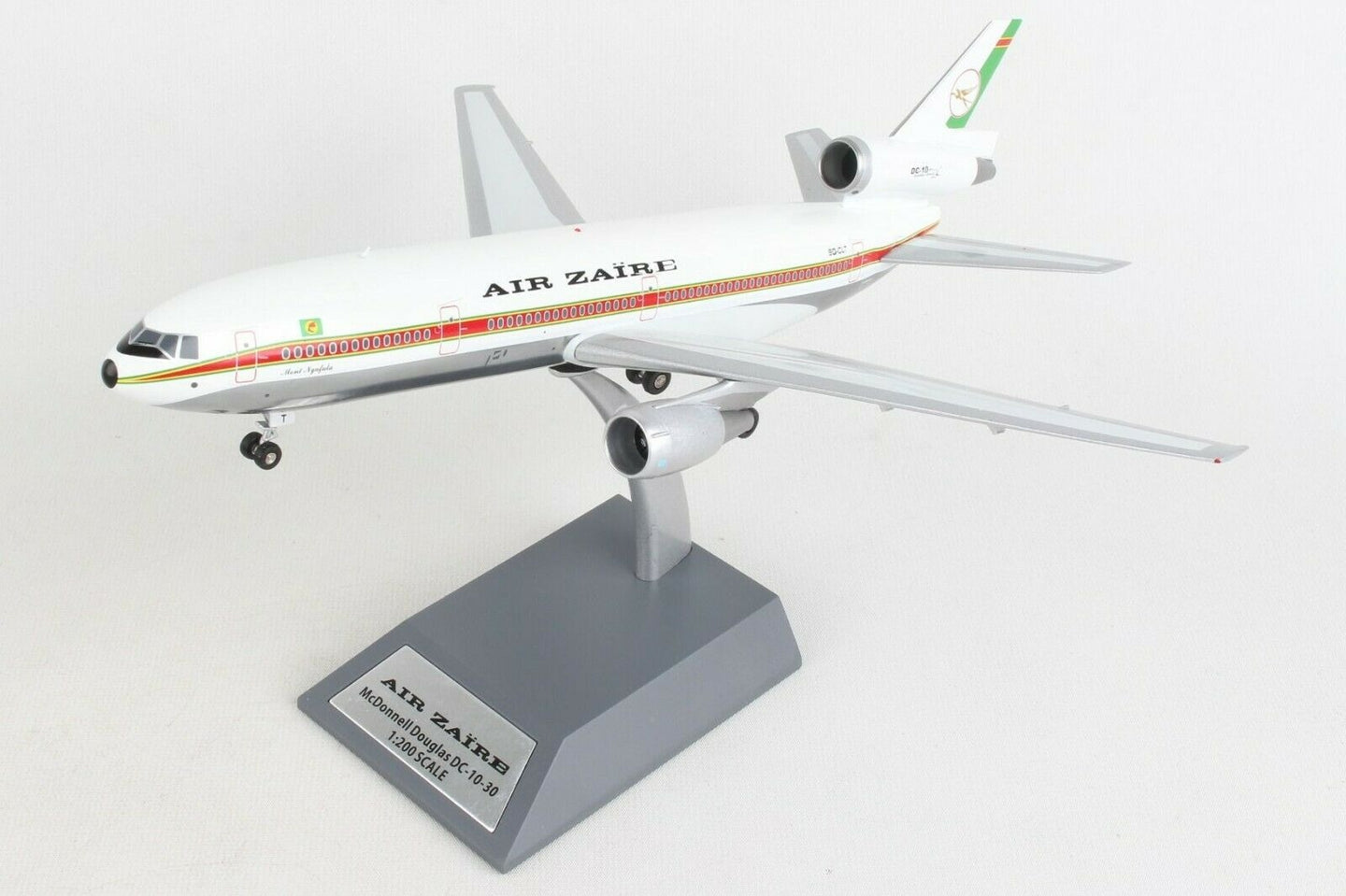 INFLIGHT 200 AIR ZAIRE DC-10-30 REG: 9Q-CLT