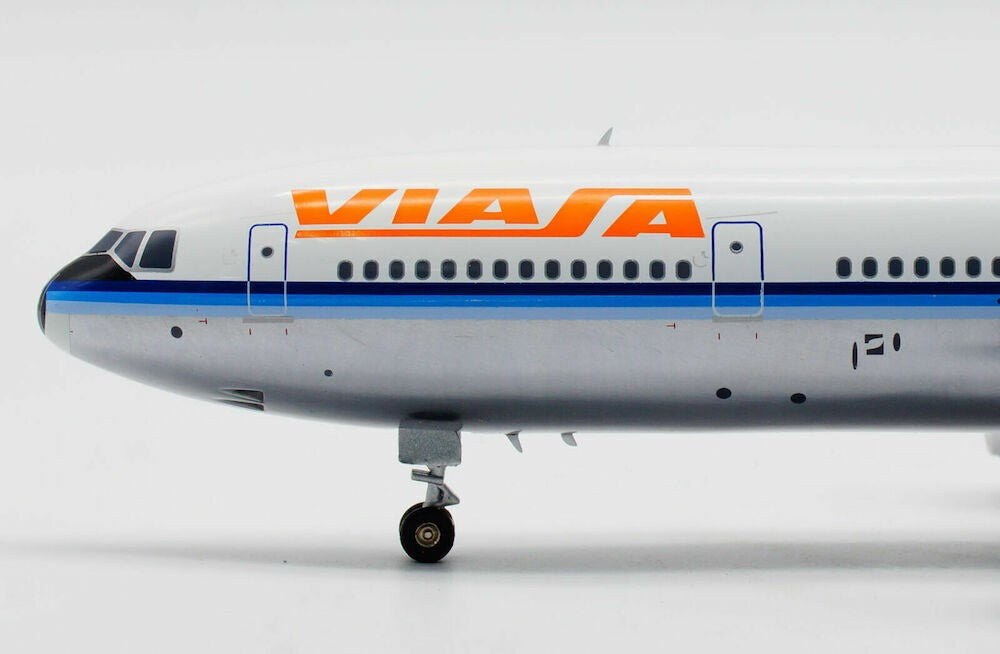 INFLIGHT 200 DC-10-30 VIASA REG: YV-138C POLISHED