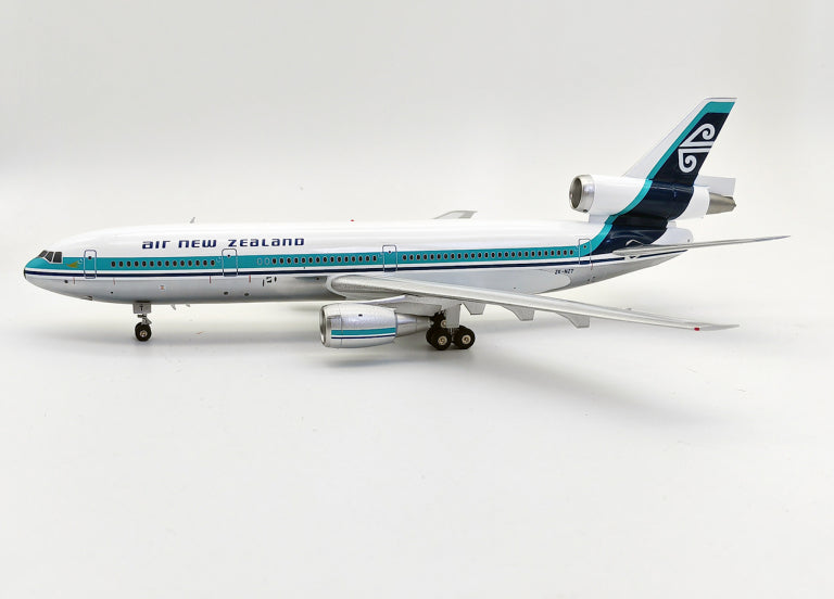 INFLIGHT 200 DC-10-30 AIR NEW ZEALAND REG: ZK-NZT