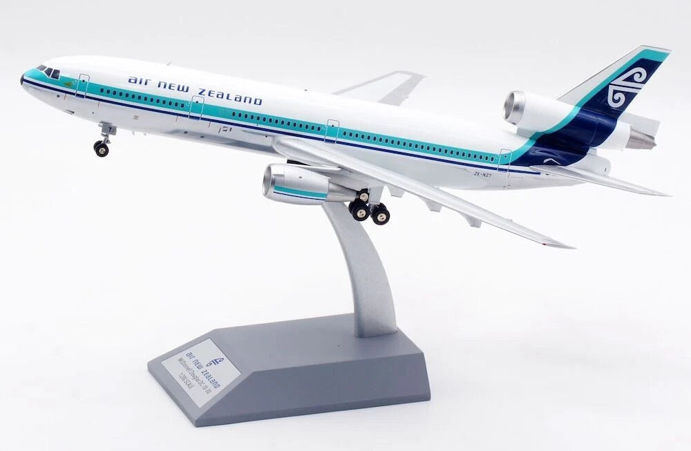 INFLIGHT 200 DC-10-30 AIR NEW ZEALAND REG: ZK-NZT
