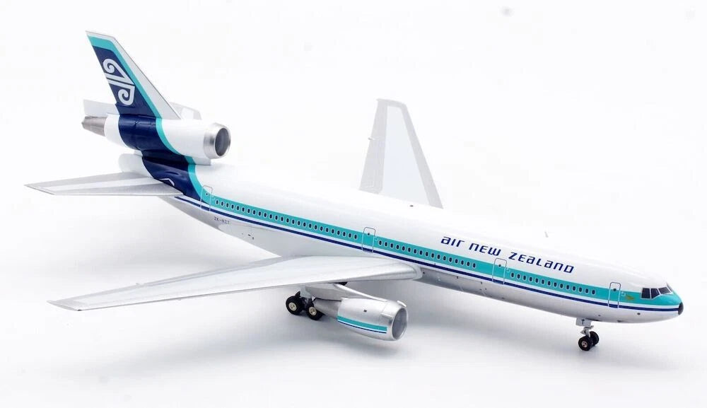 INFLIGHT 200 DC-10-30 AIR NEW ZEALAND REG: ZK-NZT