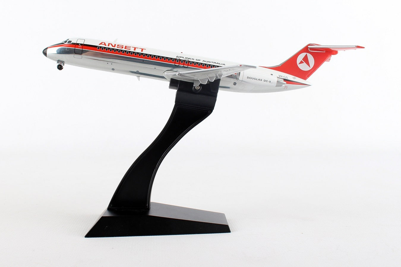INFLIGHT 200 DC-9 ANSETT AIRLINESREG: VH-CZL