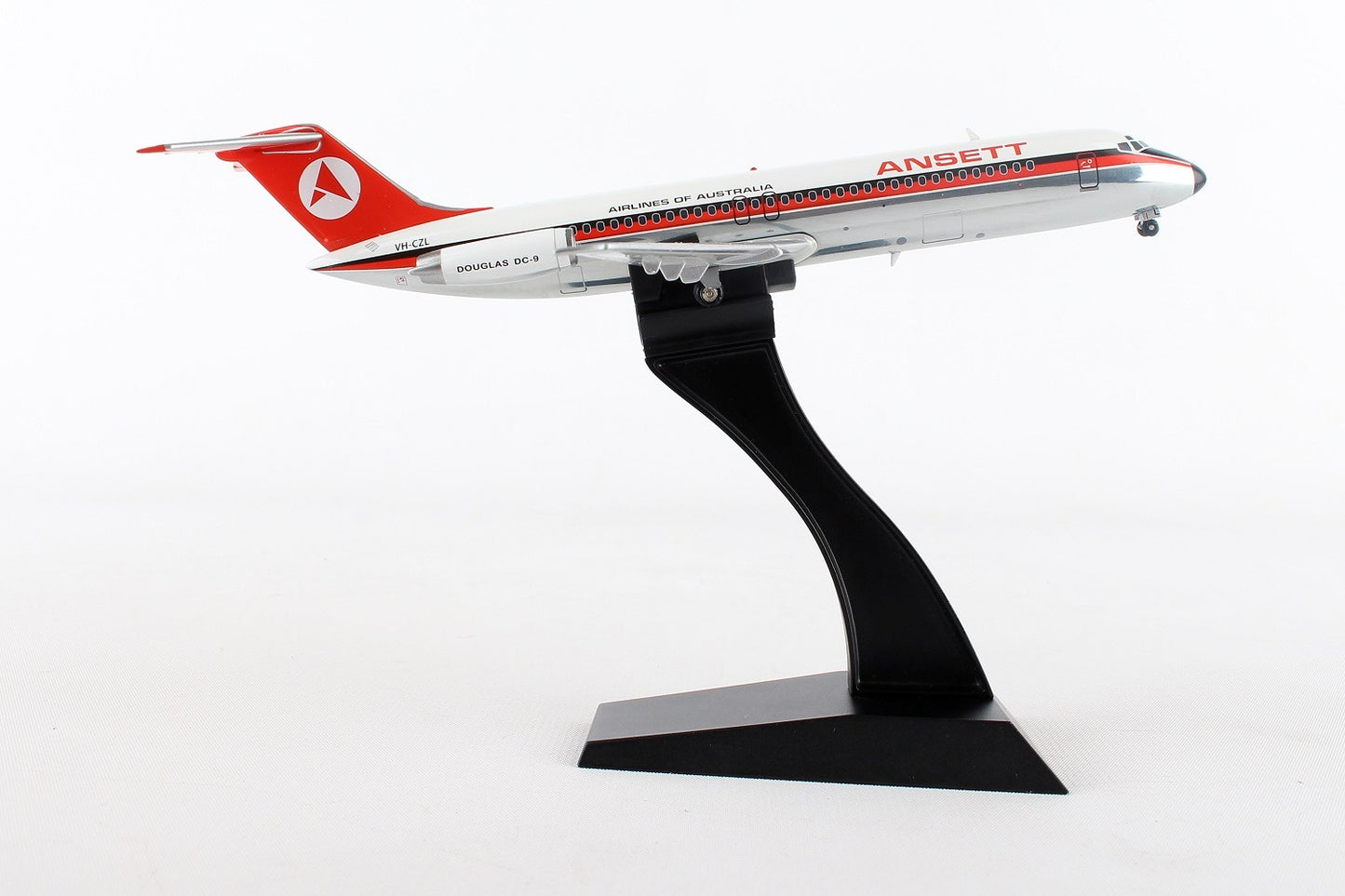 INFLIGHT 200 DC-9 ANSETT AIRLINESREG: VH-CZL
