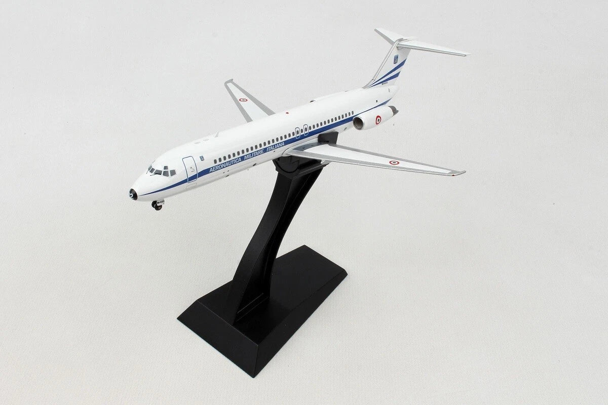 INFLIGHT 200 ITALIAN AIR FORCE DC-9-32 MM62012