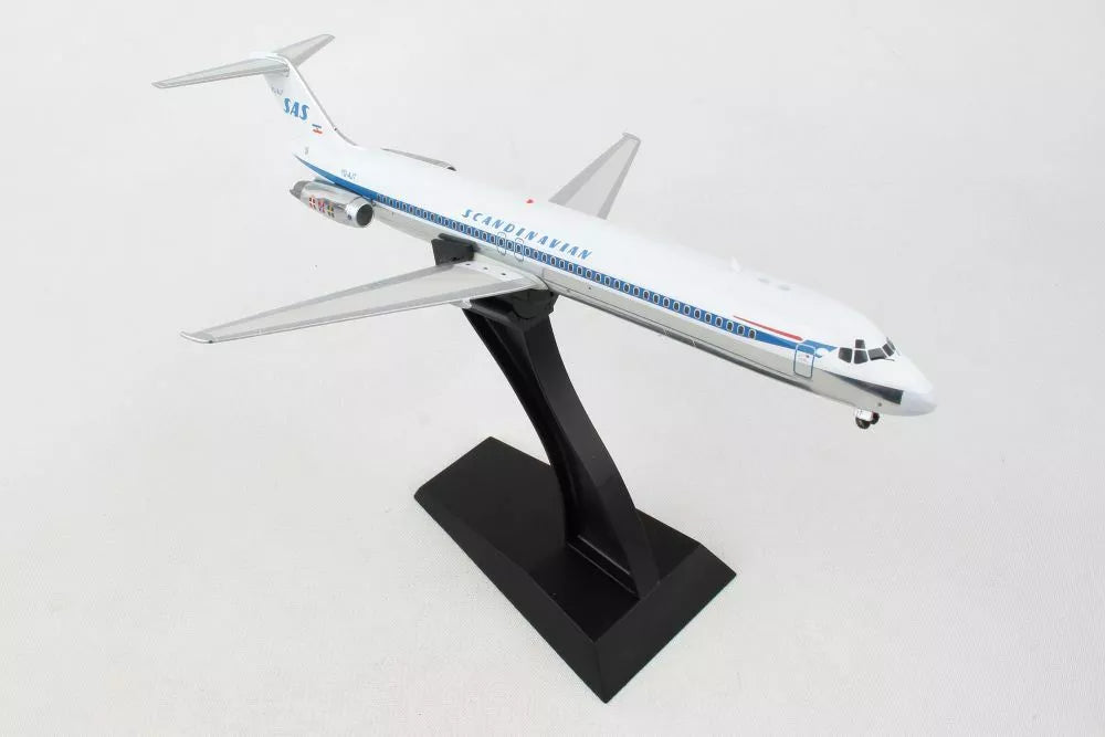 INFLIGHT 200 DC-9-51 SCANDINAVIAN AIRLINES (SAS) REG: YU-AJT