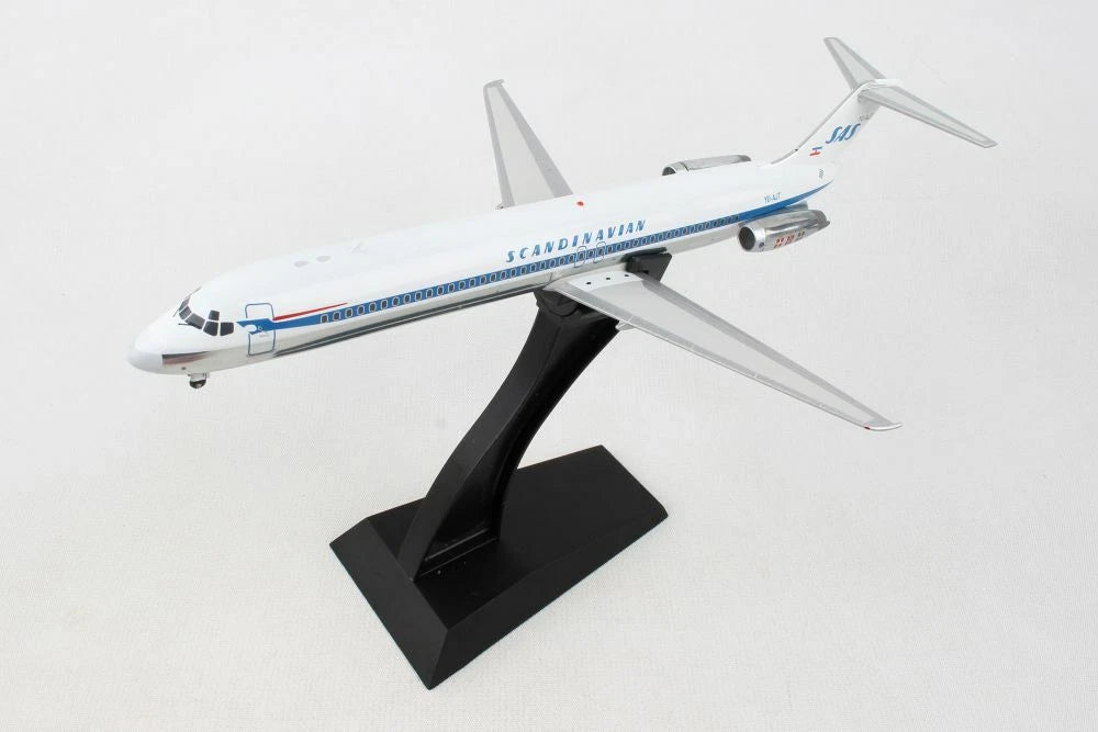 INFLIGHT 200 DC-9-51 SCANDINAVIAN AIRLINES (SAS) REG: YU-AJT