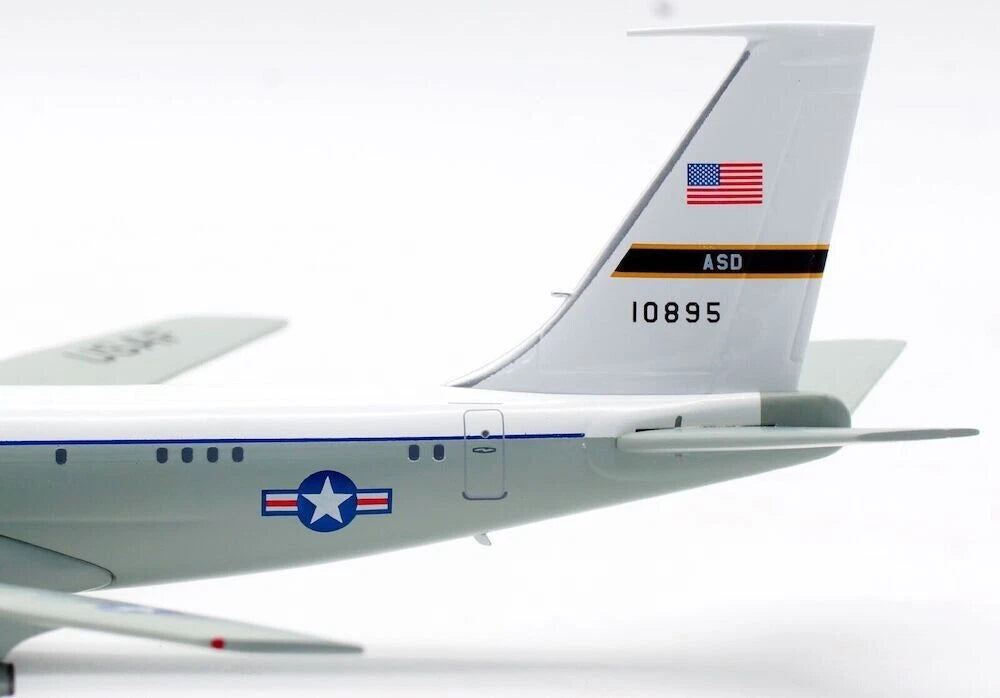 INFLIGHT 200 BOEING EC-18D (707-323C) USAAF REG: 81-0895