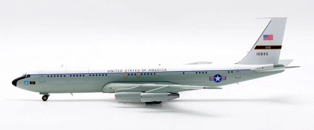 INFLIGHT 200 BOEING EC-18D (707-323C) USAAF REG: 81-0895