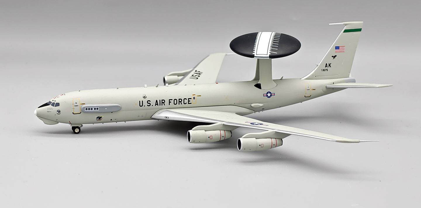 INFLIGHT 200 E-3B SENTRY USAF REG: 73-1675