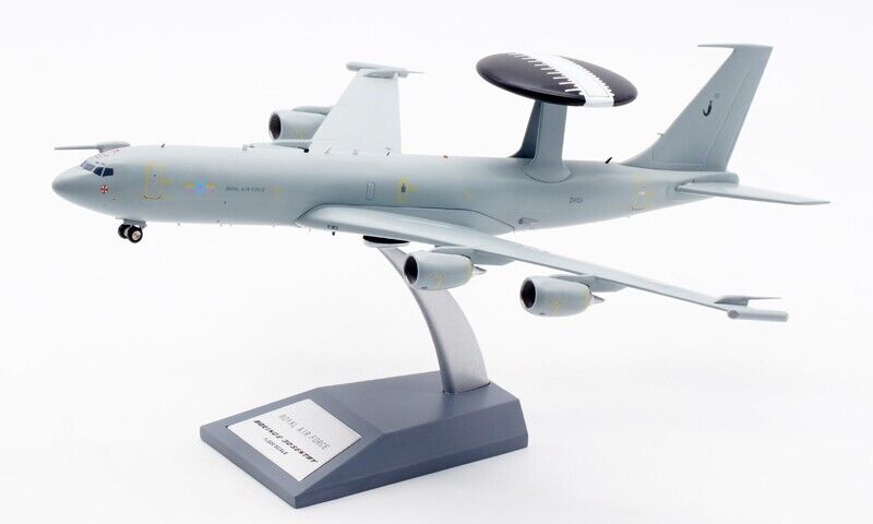 INFLIGHT 200 BOEING E-3D SENTRY AEW1 (707-300) ROYAL AIR FORCE REG: ZH105