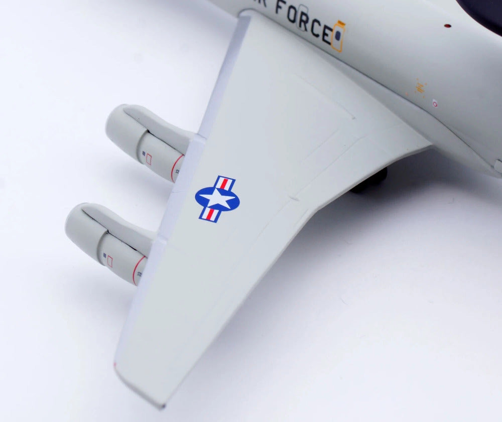 INFLIGHT 200 B707-300 E-3B SENTRY USA - AIR FORCE REG: 77-0352