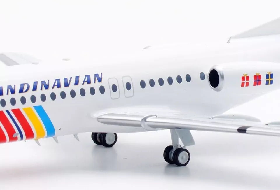 INFLIGHT 200 F-28-4000 SCANDINAVIAN AIRLINES (SAS) "FELLOWSHIP" REG: SE-DGO