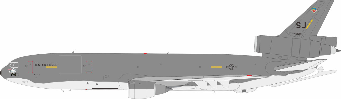 INFLIGHT 200 KC-10A EXTENDER (DC-10-30CF) US AIR FORCE "SMOOTH OPERATOR" REG: 87-0121