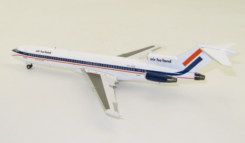 INFLIGHT 200 BOEING B727-2H3 AIR HOLLAND REG: PH-AHB
