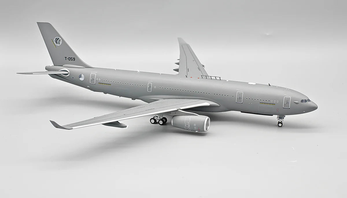 INFLIGHT 200 A330-243MRTT MULTINATIONAL MULTI-ROLE TANKER NATO MMF REG: T-059