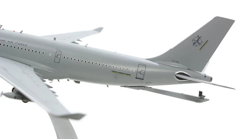 INFLIGHT 200 KC-30A (A330-203MRTT) AUSTRALIAN AIR FORCE REG: A39-006
