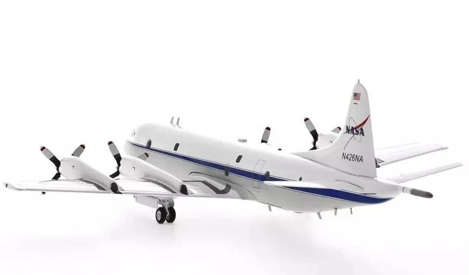 INFLIGHT 200 LOCKHEED P-3B ORION NASA REG: N426NA