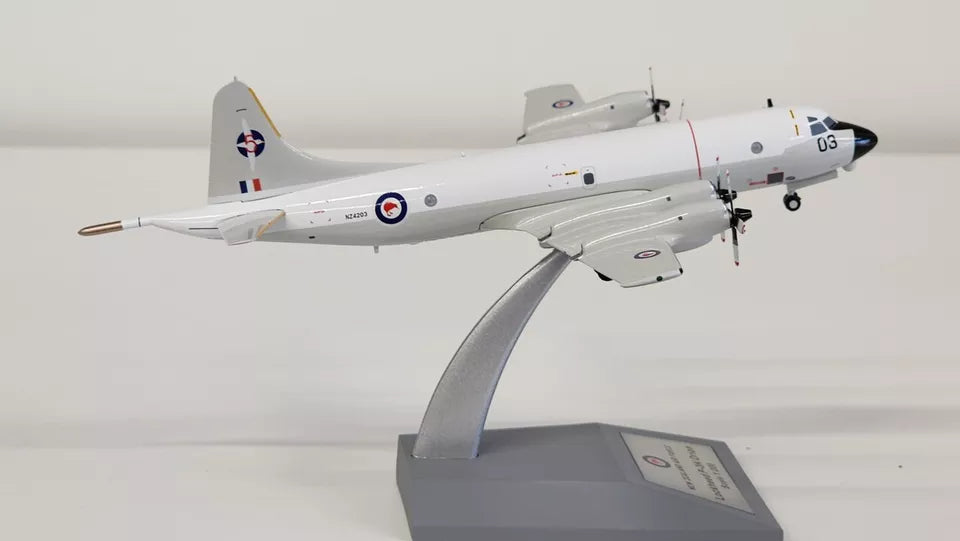 INFLIGHT 200 P-3K ORION NEW ZEALAND AIR FORCE REG: NZ4203