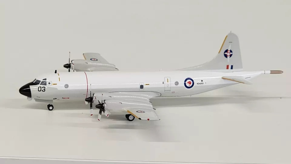 INFLIGHT 200 P-3K ORION NEW ZEALAND AIR FORCE REG: NZ4203