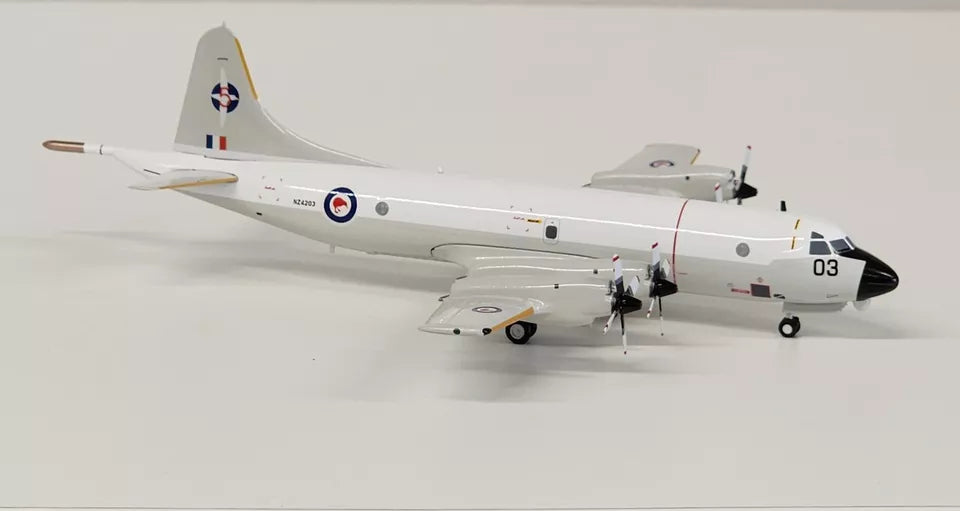 INFLIGHT 200 P-3K ORION NEW ZEALAND AIR FORCE REG: NZ4203