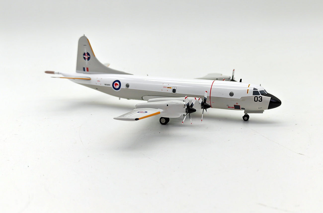 INFLIGHT 200 P-3K ORION NEW ZEALAND AIR FORCE REG: NZ4203