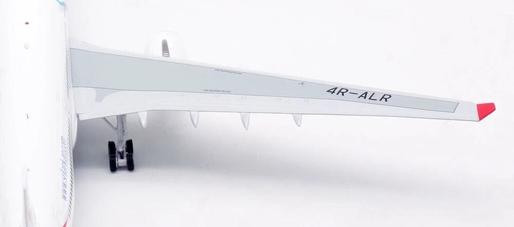 RETRO MODELS A330-343 SRILANKAN AIRLINES REG: 4R-ALR