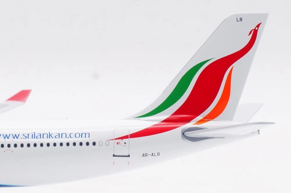 RETRO MODELS A330-343 SRILANKAN AIRLINES REG: 4R-ALR