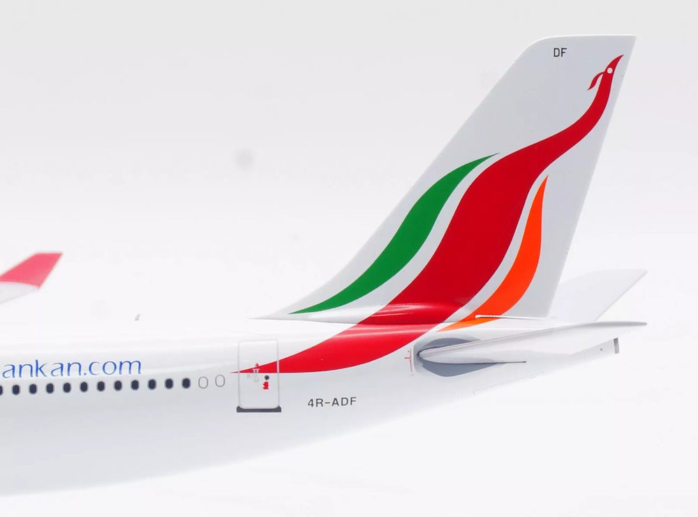 RETRO MODELS A340-313 SRI LANKAN AIRLINES REG: 4R-ADF