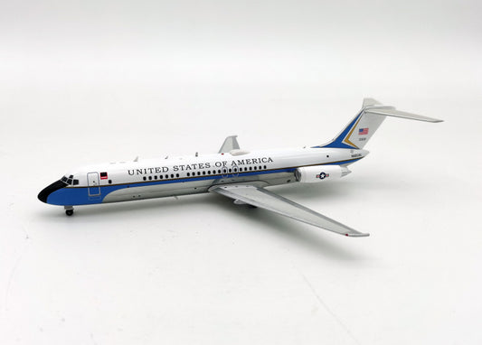 INFLIGHT 200 US AIR FORCE VC-9C (DC-9-32) REG: N681AL
