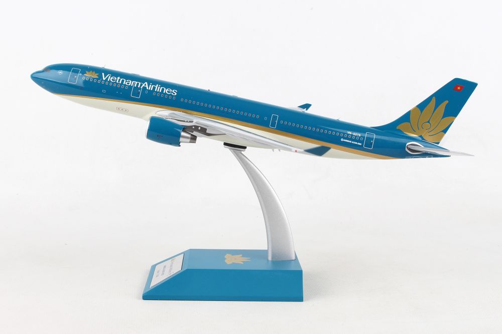 INFLIGHT 200 A330-200 VIETNAM AIRLINES REG: VN-A376