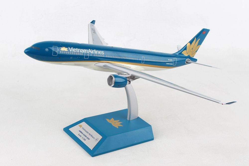 INFLIGHT 200 A330-200 VIETNAM AIRLINES REG: VN-A376