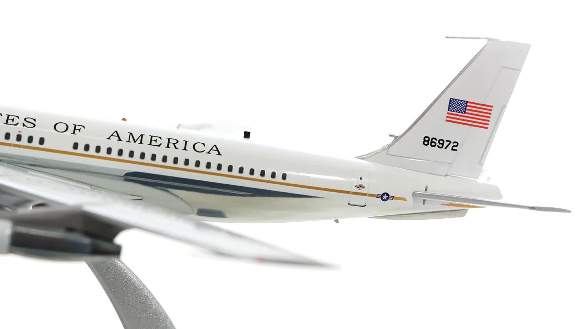INFLIGHT 200 B707-100 VC-137B USAF "UNITED STATES OF AMERICA" (POLISHED) REG: 58-6972