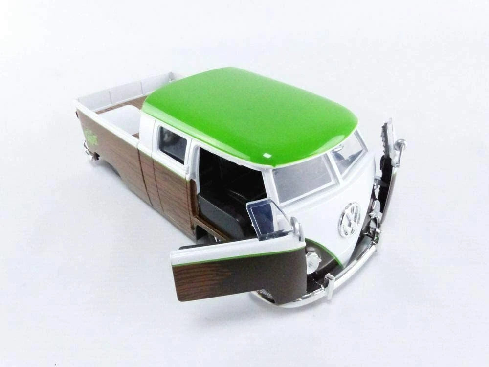 JADA 1963 VW MICROBUS WITH GROOT FIGURINE