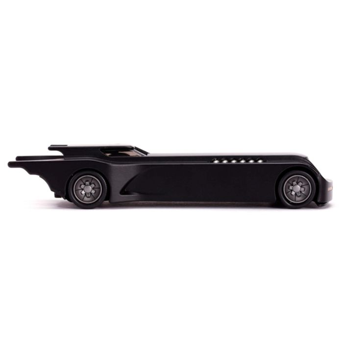 JADA BATMAN BATMOBILE WITH BATMAN FIGURE