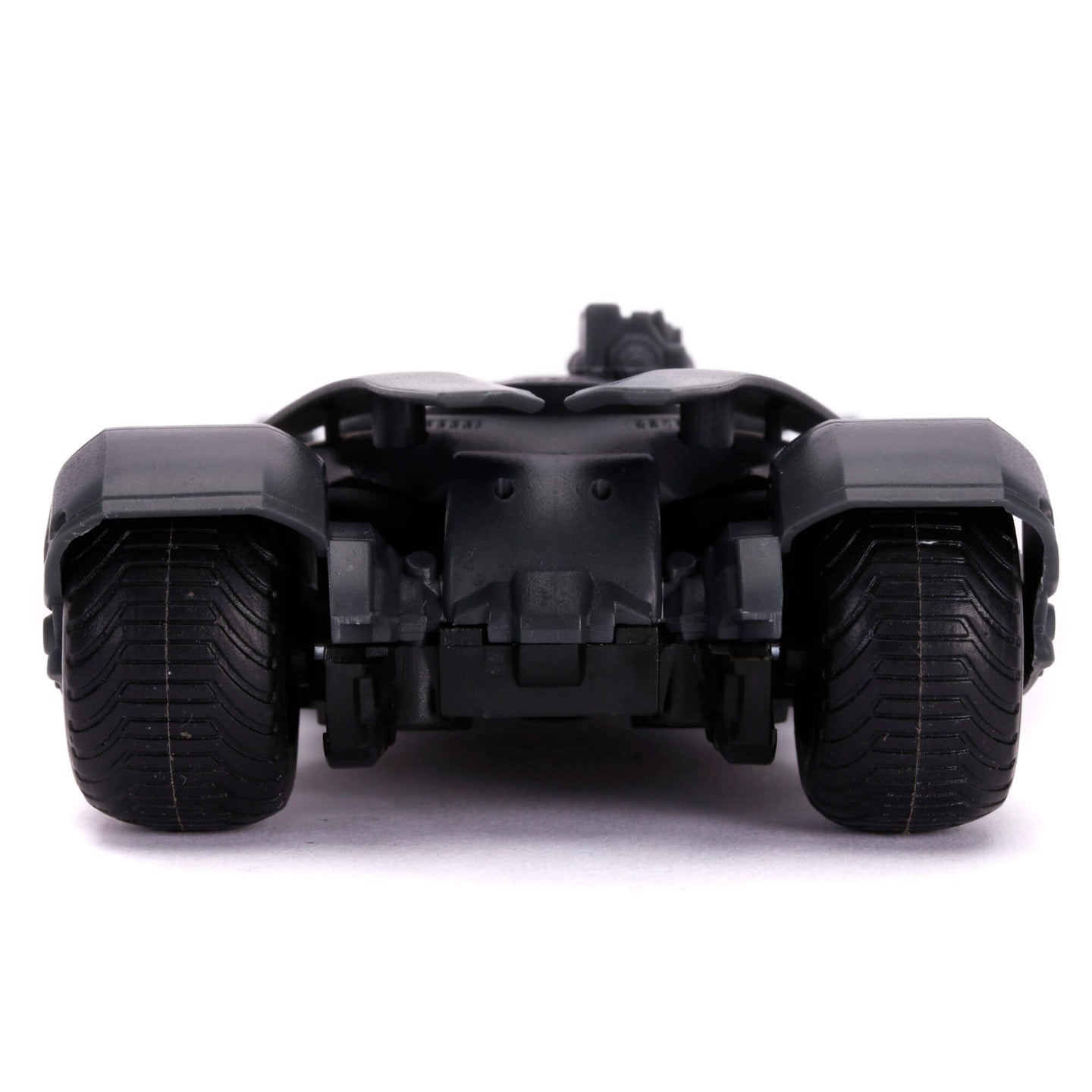 JADA BATMAN BATMOBILE JUSTICE LEAGUE