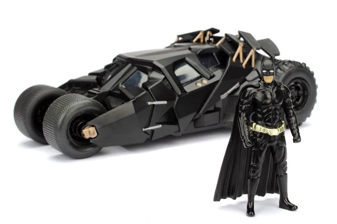 JADA 2008 THE DARK KNIGHT BATMOBILE + BATMAN FIGURE