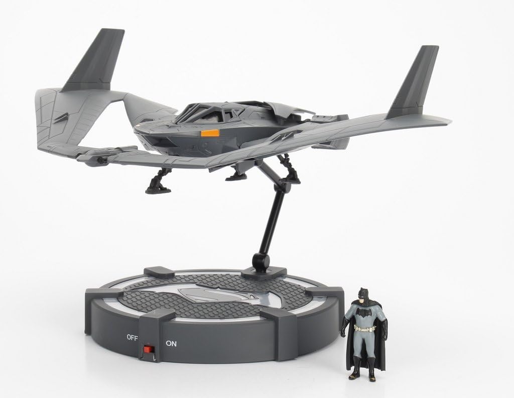 JADA BATMAN VS SUPERMAN BATWING + FIGURE
