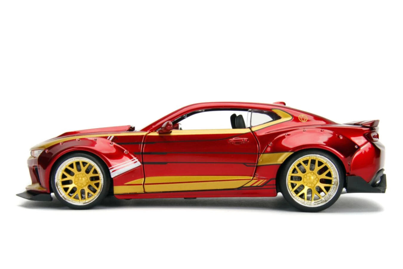 JADA 2016 CHEVROLET CAMARO + IRON MAN FIGURE