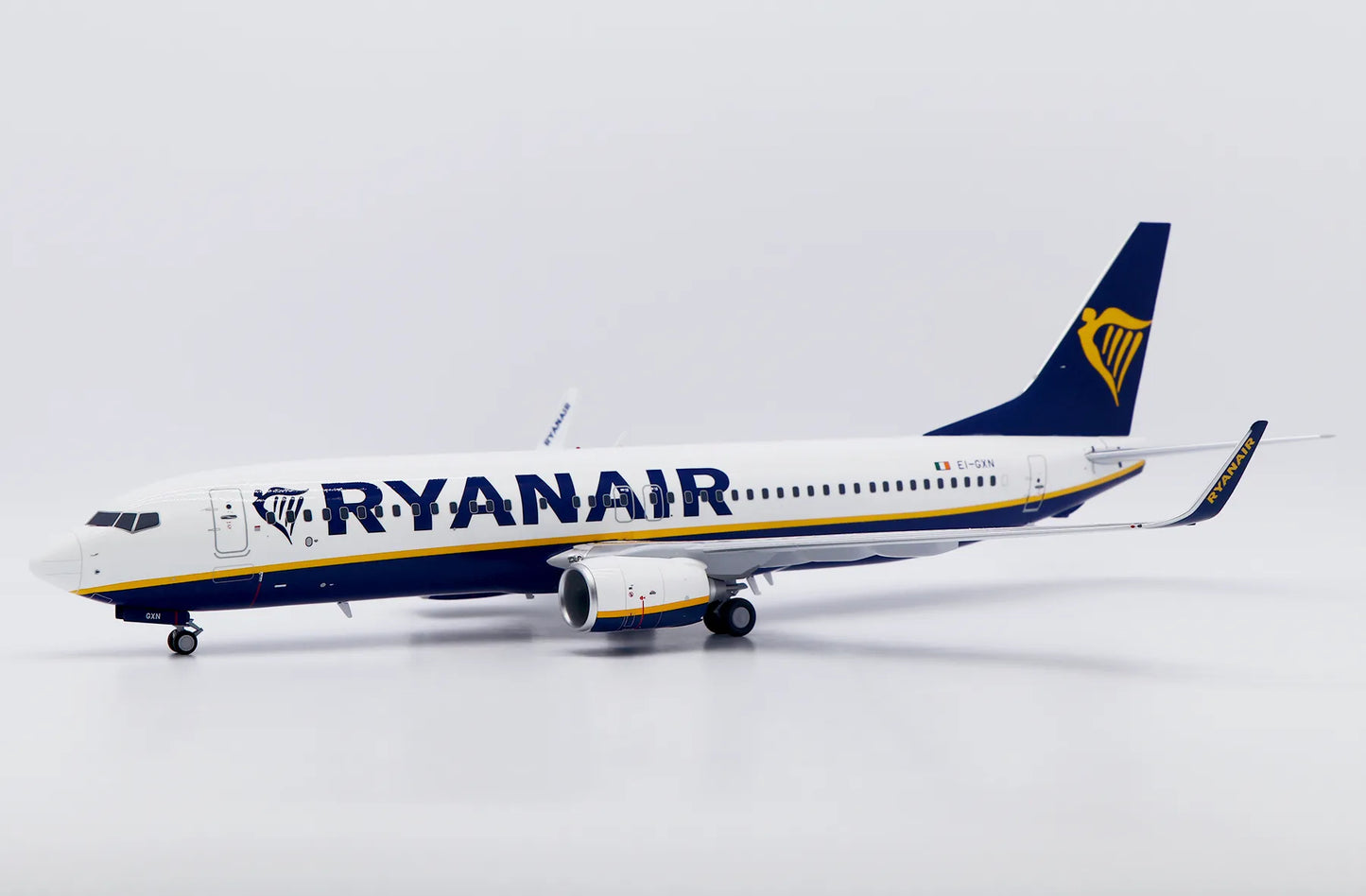 JC WINGS B737-800 RYANAIR REG: EI-GXN