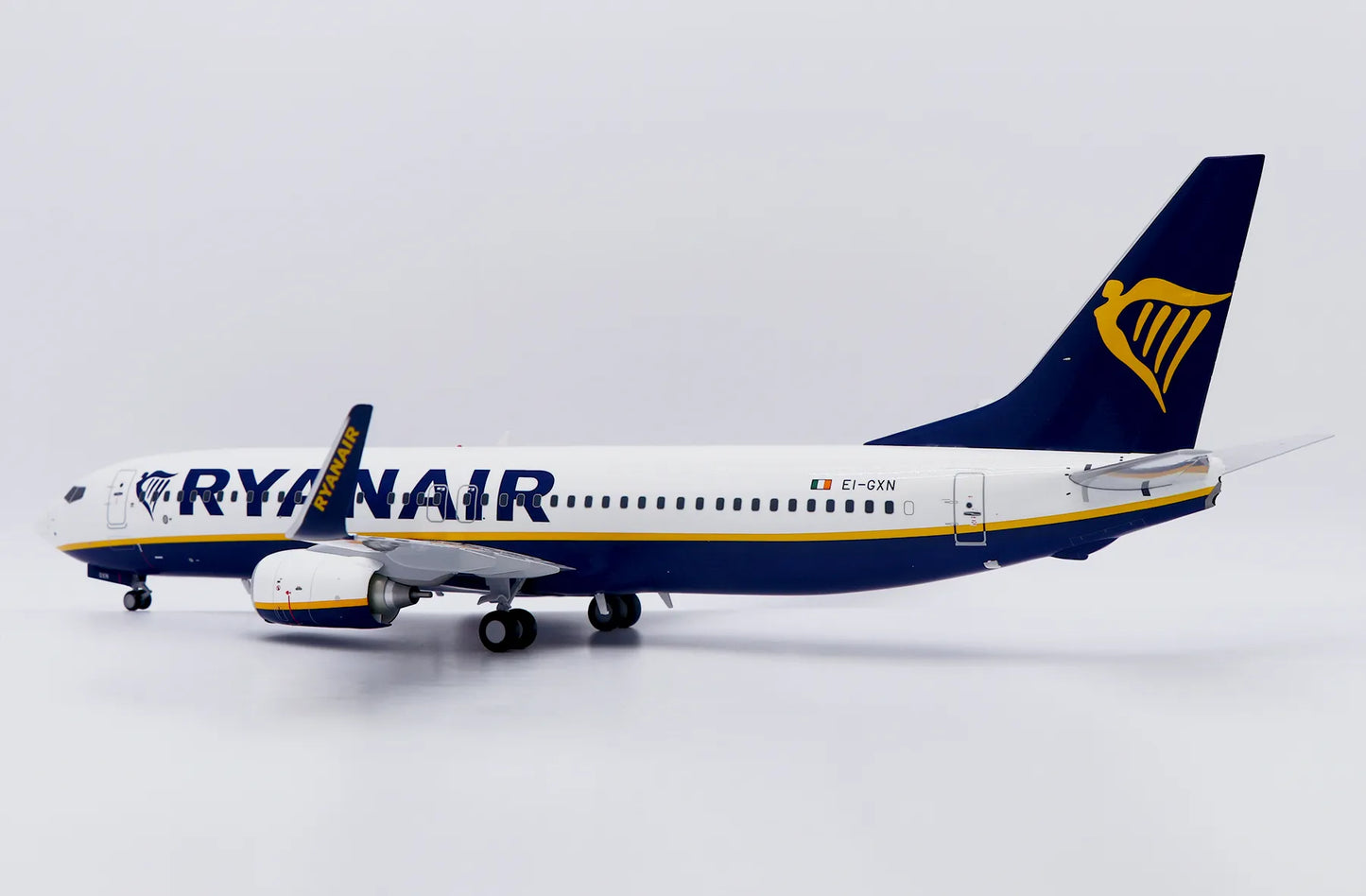 JC WINGS B737-800 RYANAIR REG: EI-GXN