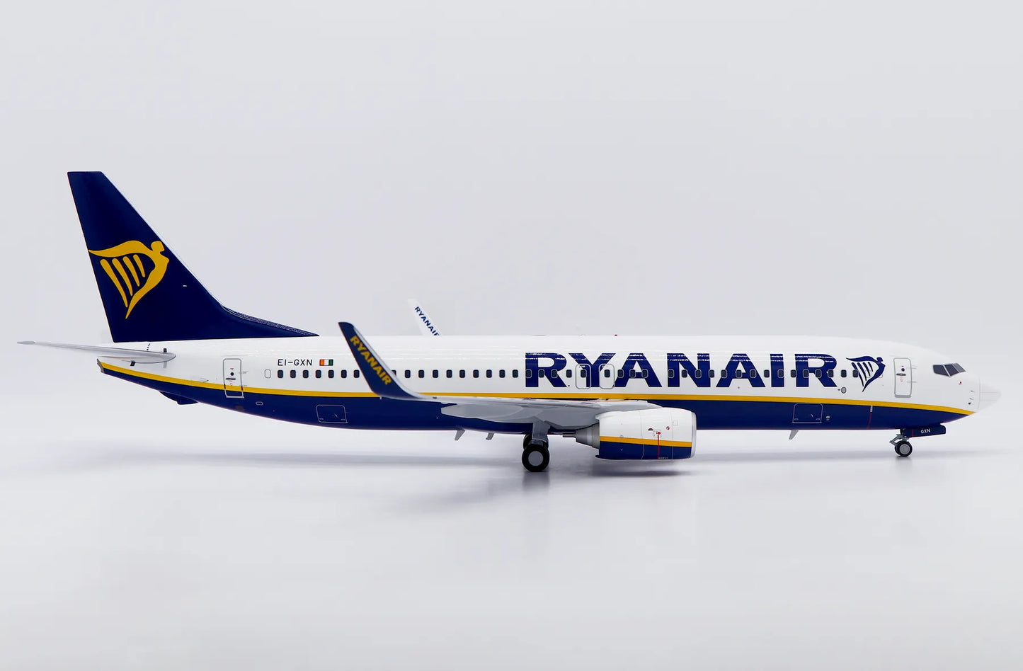 JC WINGS B737-800 RYANAIR REG: EI-GXN